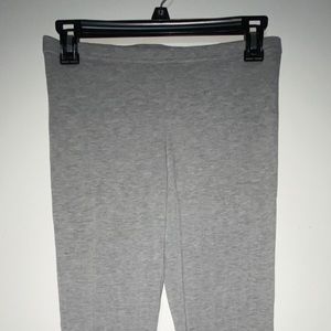 Light grey leggings